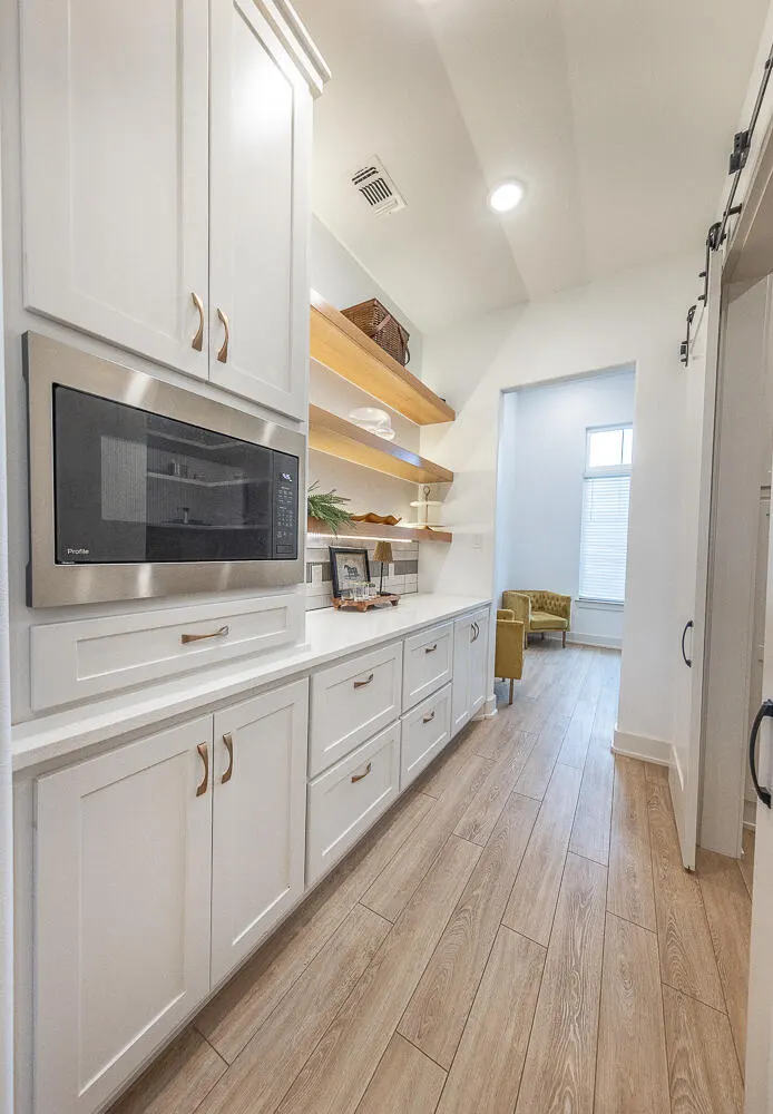 Photo 5 — 7016 17th Street, Lubbock, TX 79416