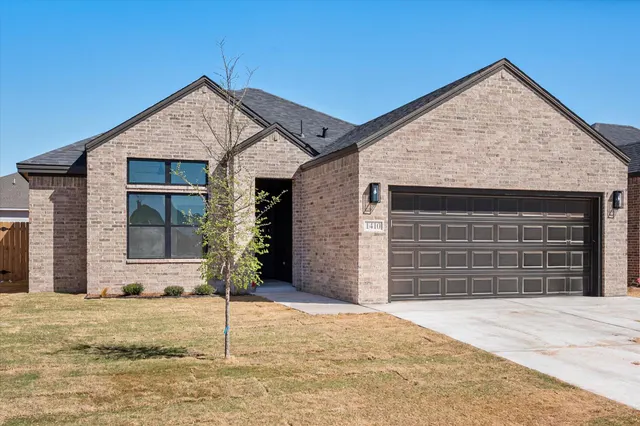 Photo 2 — 1410 Farmhouse Avenue, Wolfforth, TX 79382