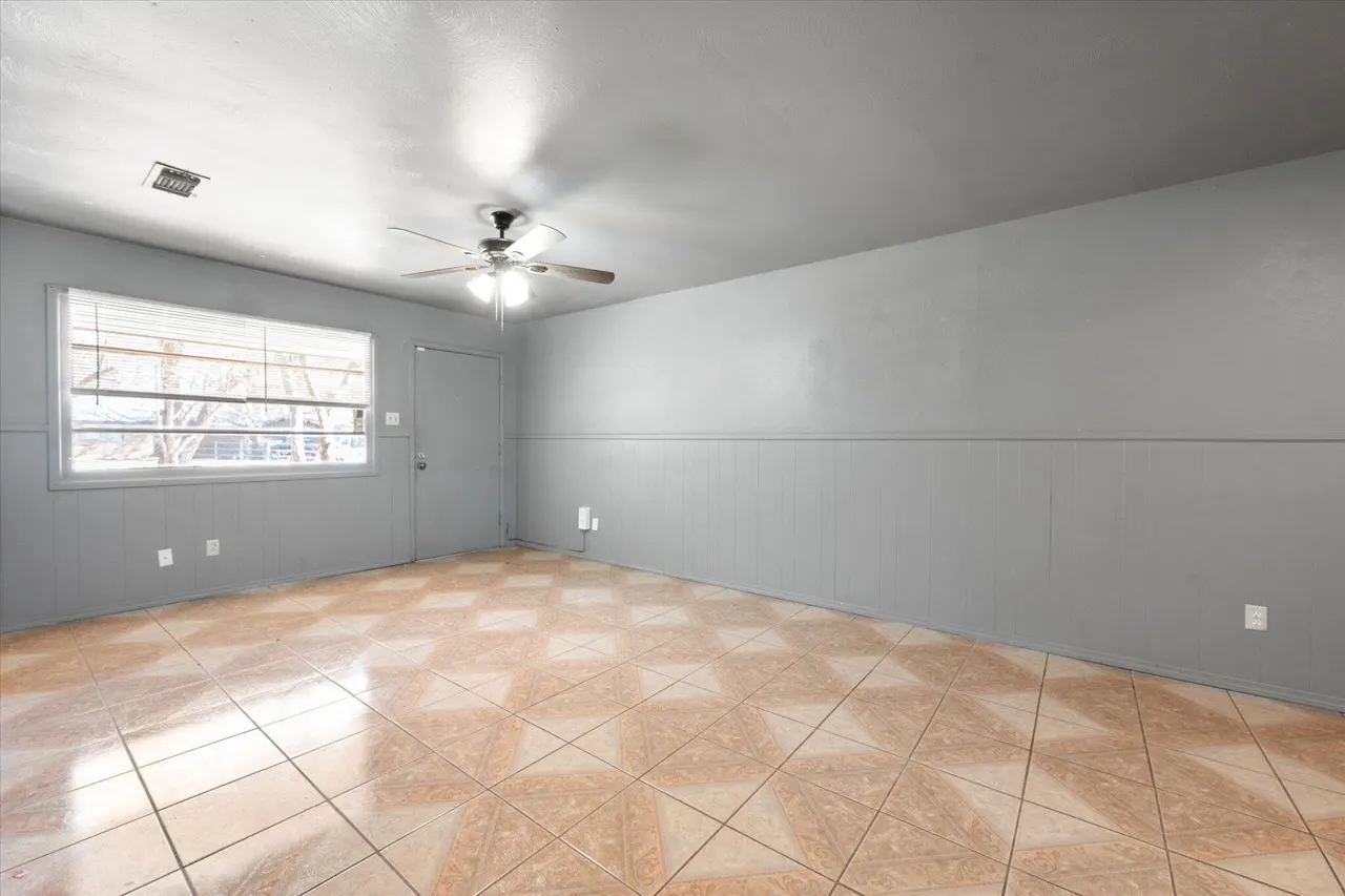 Photo 9 — 2302 62nd Street, Lubbock, TX 79412
