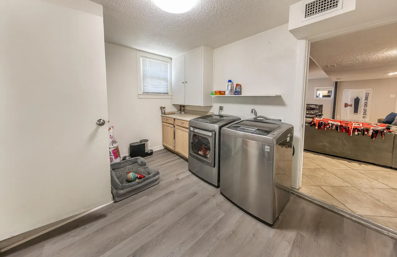 Photo 13 — 2301 27th Street, Lubbock, TX 79411