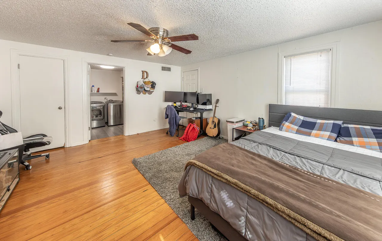 Photo 14 — 2301 27th Street, Lubbock, TX 79411