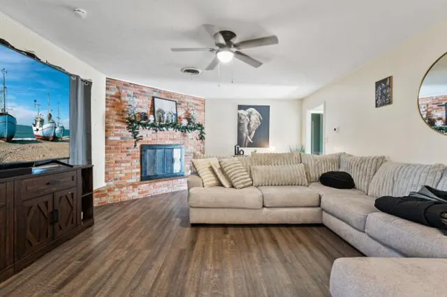 Photo 4 — 3008 68th Street, Lubbock, TX 79413