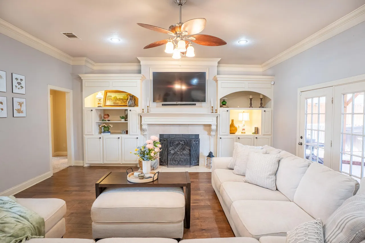 Photo 5 — 1417 10th Street, Shallowater, TX 79363