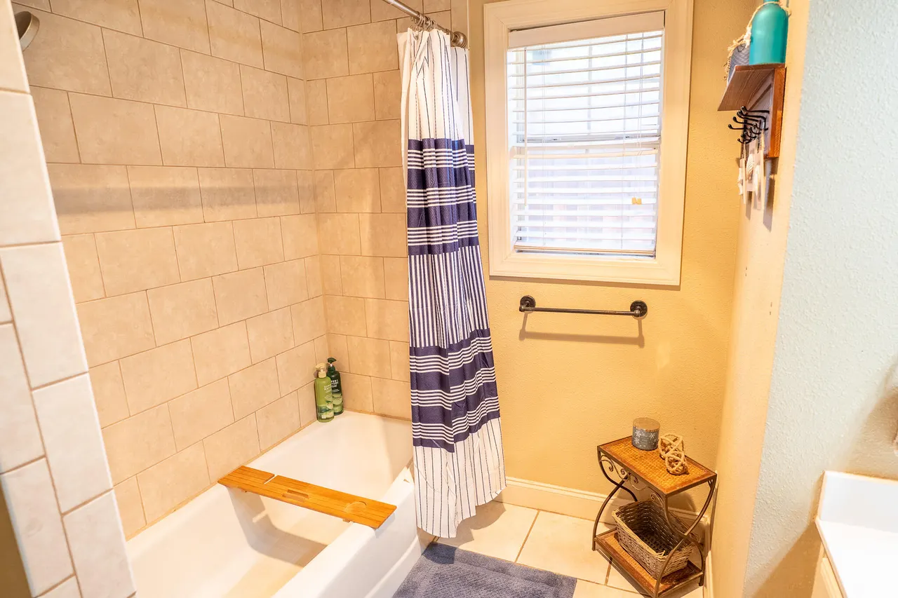 Photo 18 — 1417 10th Street, Shallowater, TX 79363