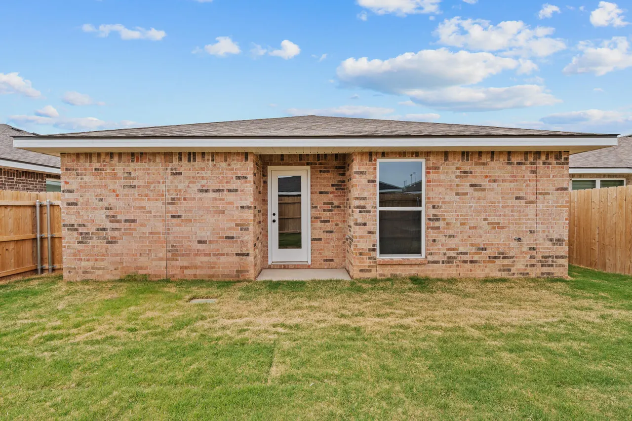 Photo 23 — 8318 24th Street, Lubbock, TX 79407