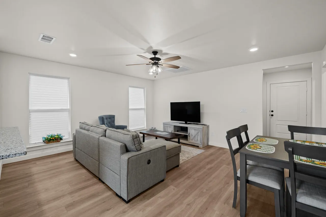 Photo 6 — 8318 24th Street, Lubbock, TX 79407