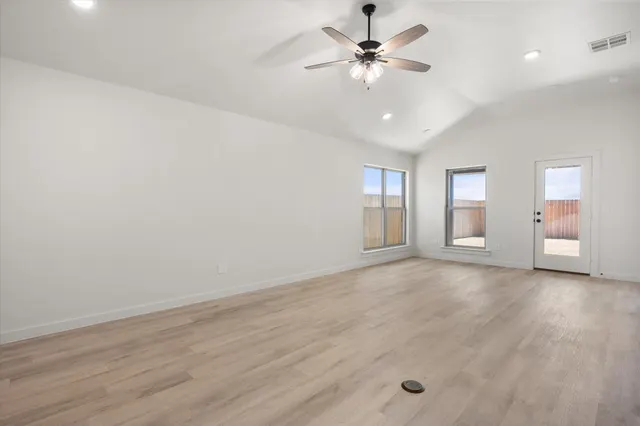 Photo 5 — 7109 14th Street, Lubbock, TX 79416