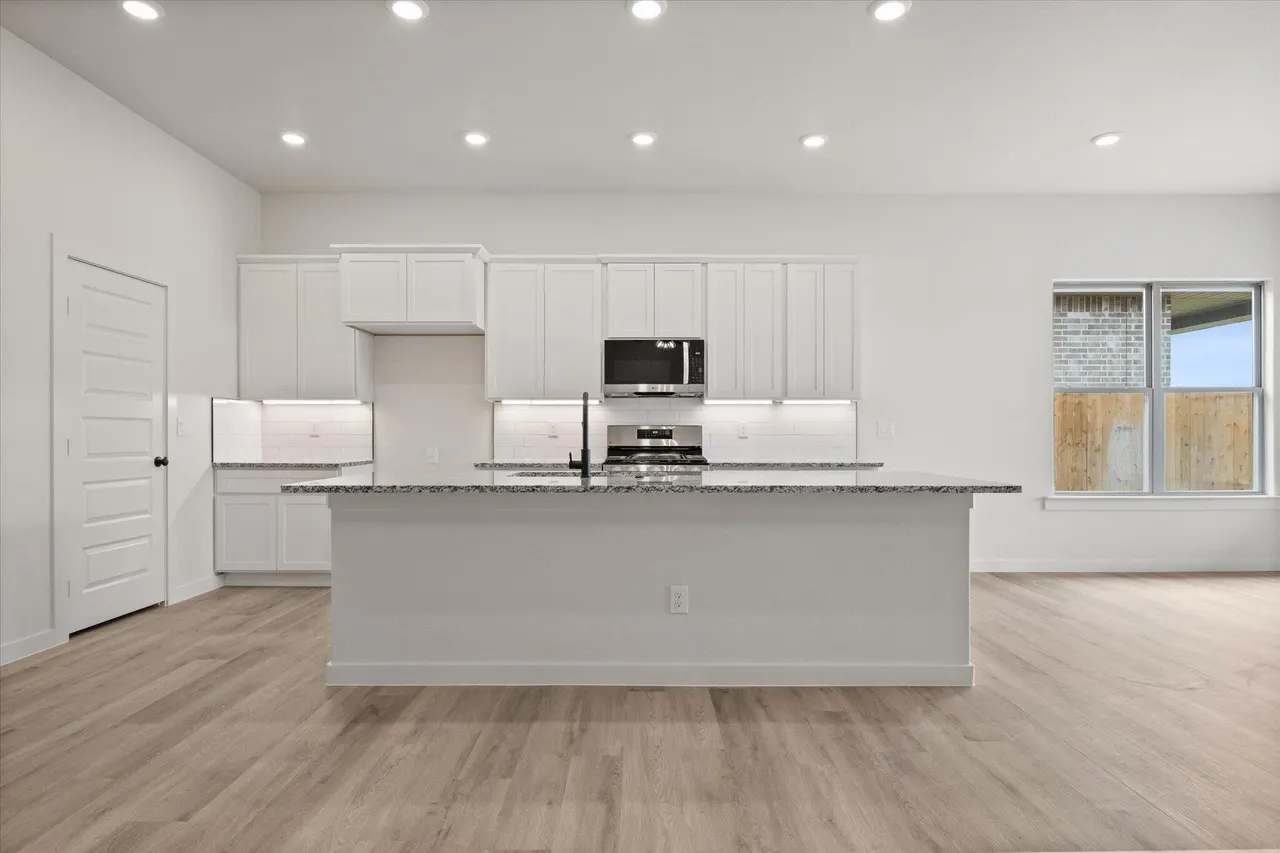 Photo 10 — 6002 Venita Avenue, Lubbock, TX 79407