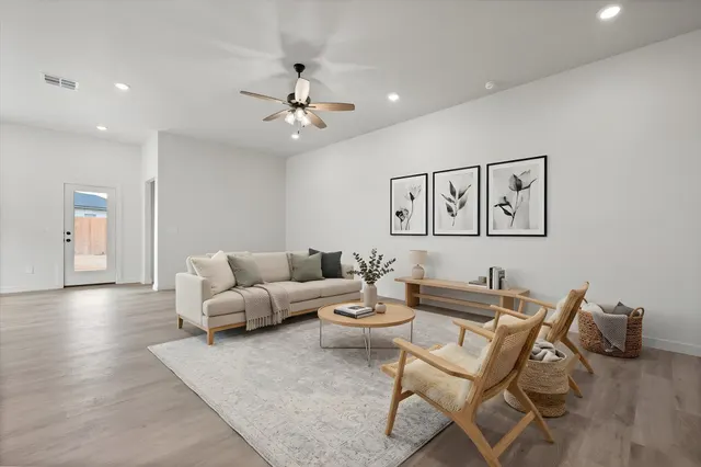 Photo 5 — 6002 Venita Avenue, Lubbock, TX 79407
