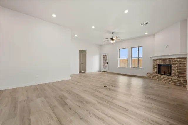 Photo 7 — 6004 Venita Avenue, Lubbock, TX 79407