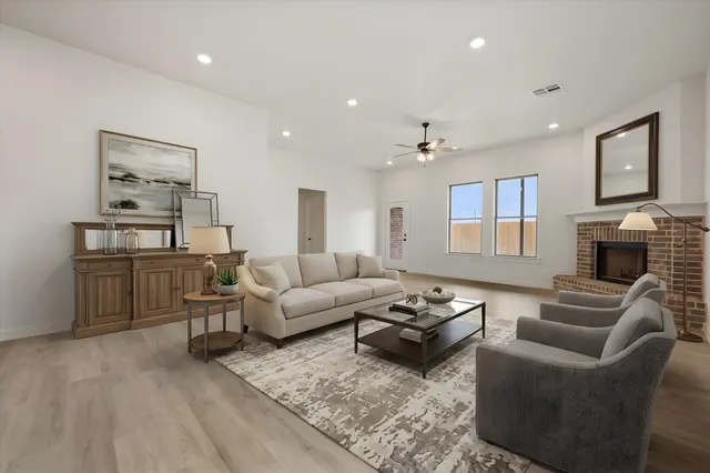 Photo 6 — 6004 Venita Avenue, Lubbock, TX 79407