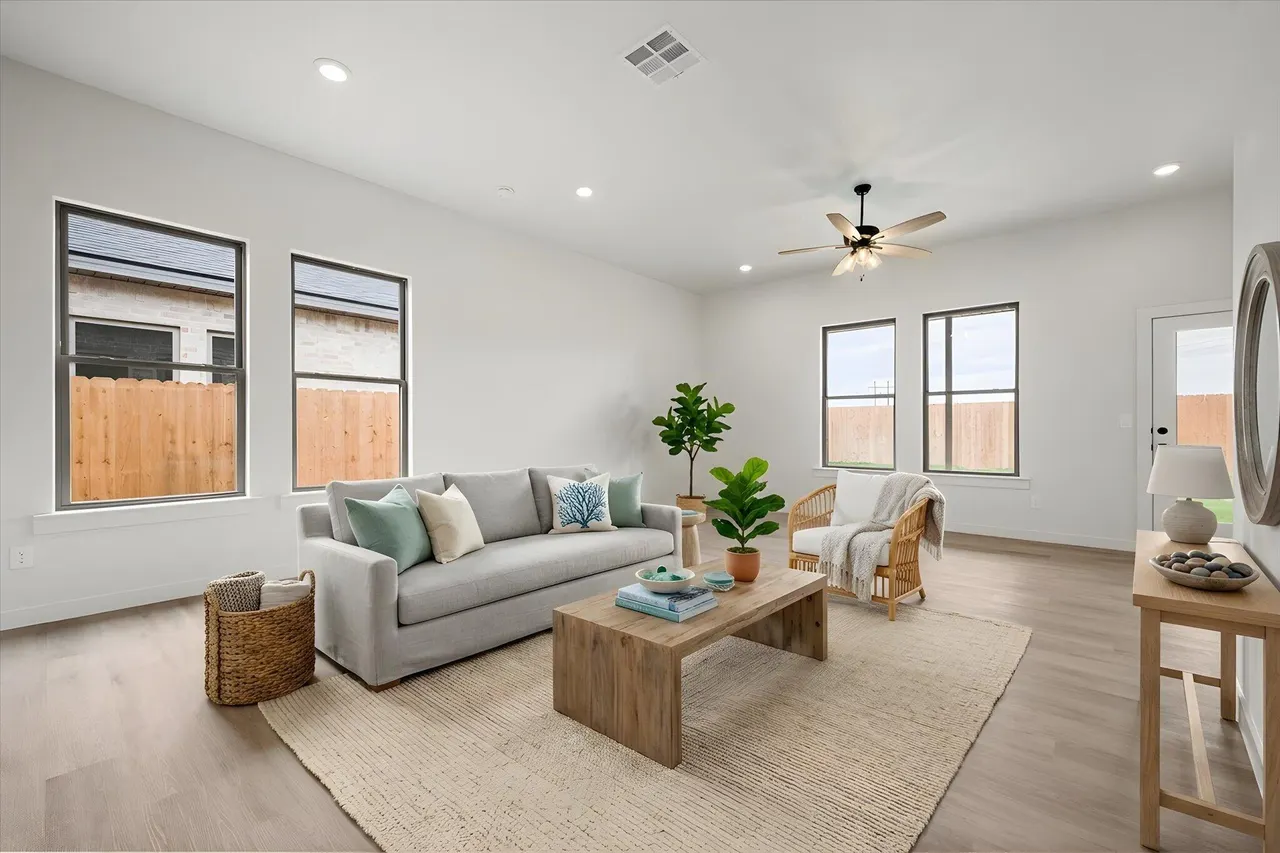 Photo 5 — 6006 Venita Avenue, Lubbock, TX 79407