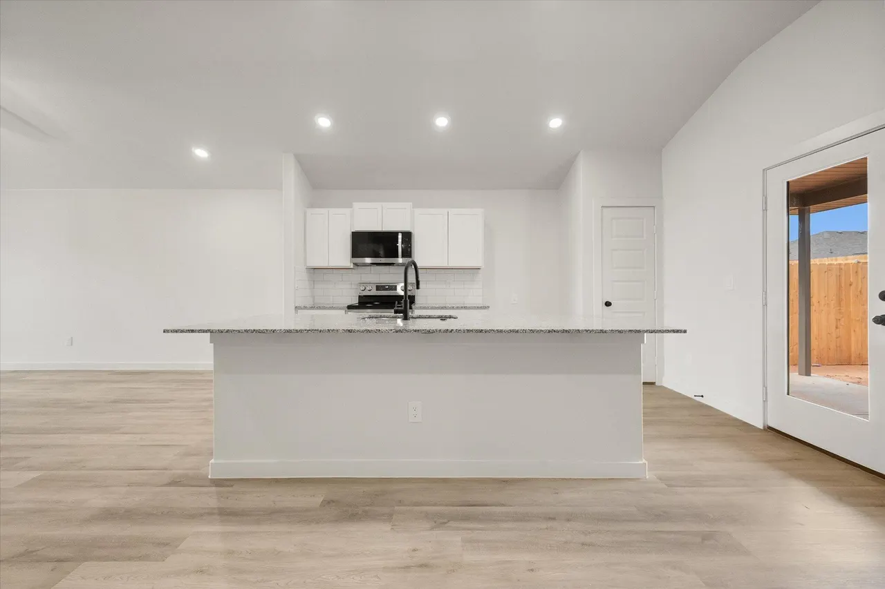 Photo 10 — 2409 Bryan Avenue, Wolfforth, TX 79382