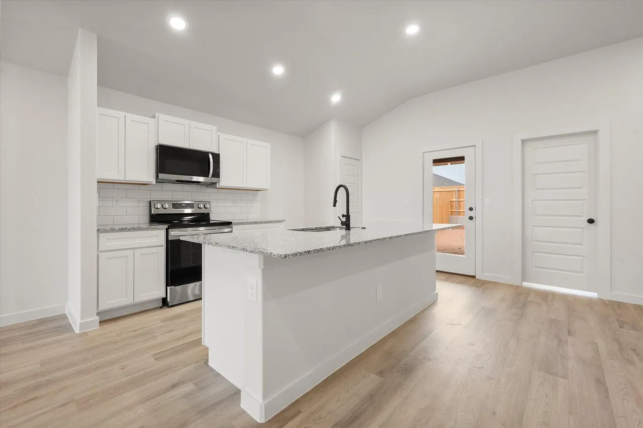 Photo 12 — 2409 Bryan Avenue, Wolfforth, TX 79382