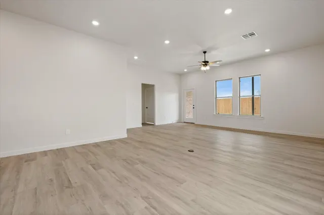 Photo 6 — 6008 Venita Avenue, Lubbock, TX 79407