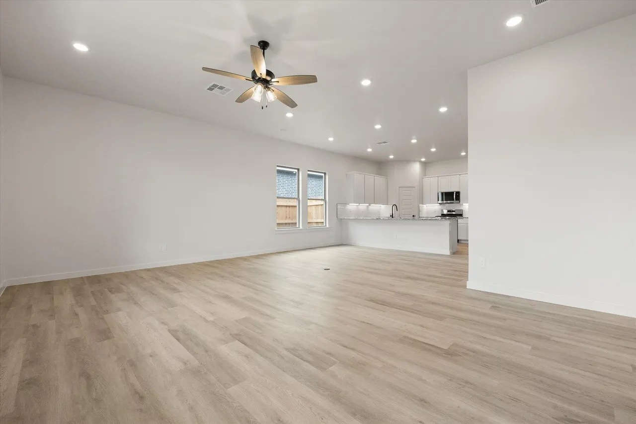 Photo 7 — 6008 Venita Avenue, Lubbock, TX 79407