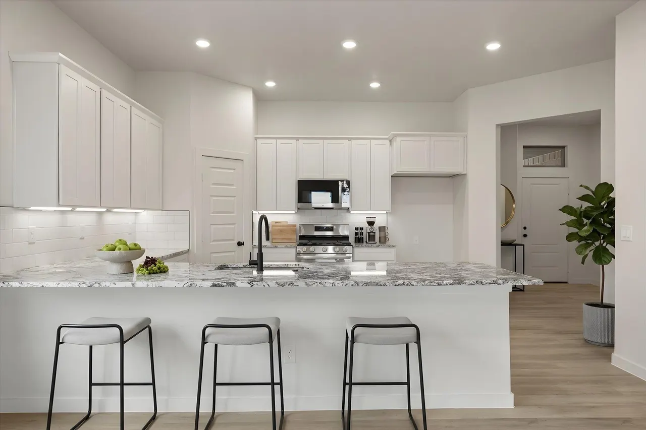 Photo 9 — 6008 Venita Avenue, Lubbock, TX 79407