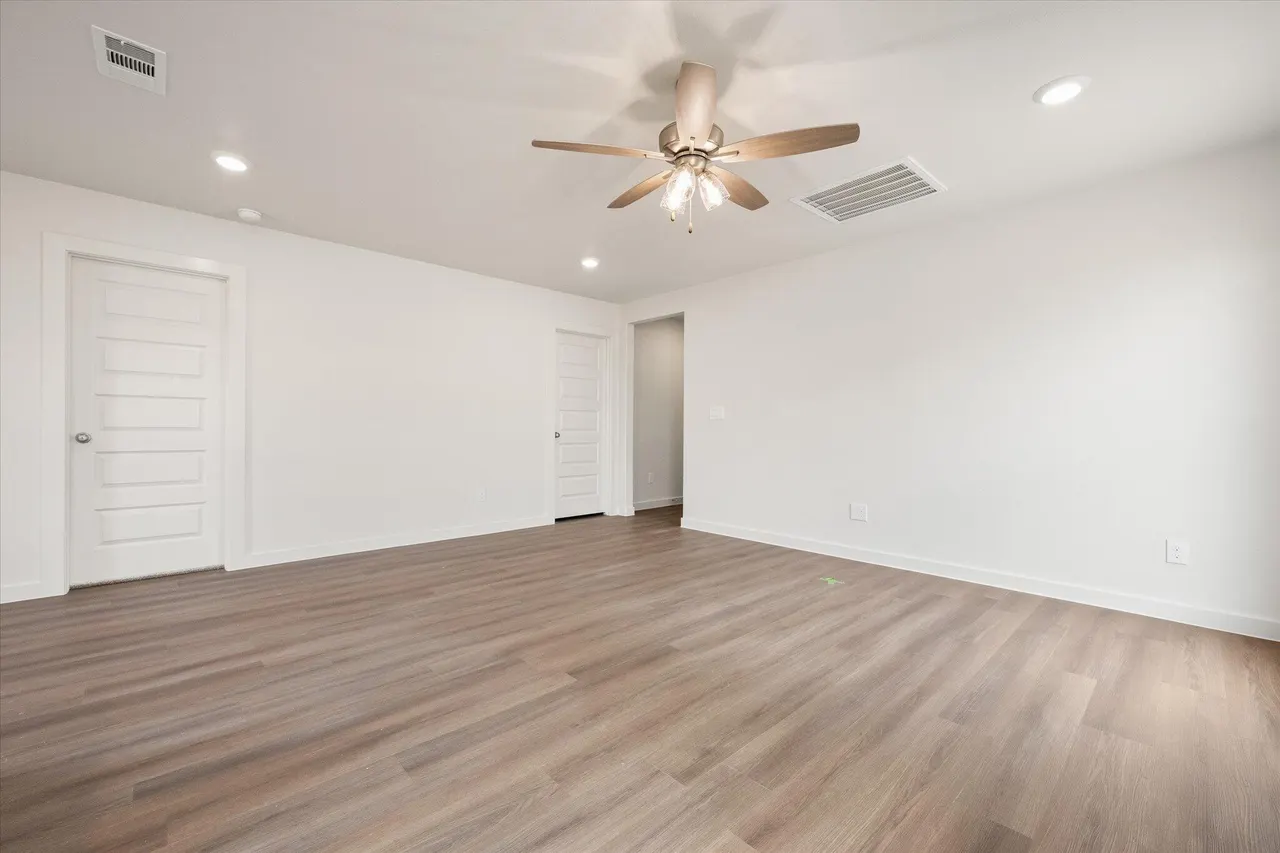 Photo 7 — 516 E 24th Street, Wolfforth, TX 79382
