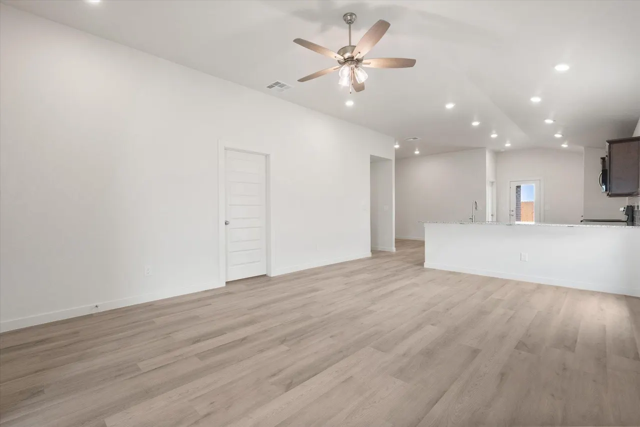 Photo 6 — 2410 Bryan Avenue, Wolfforth, TX 79382