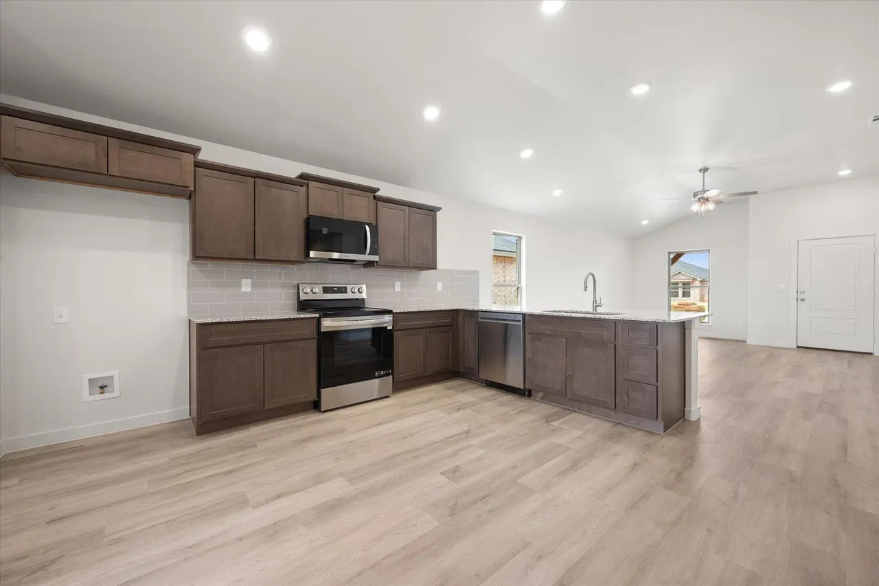 Photo 16 — 2410 Bryan Avenue, Wolfforth, TX 79382