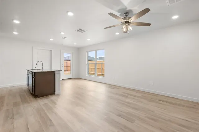 Photo 5 — 510 E 24th Street, Wolfforth, TX 79382