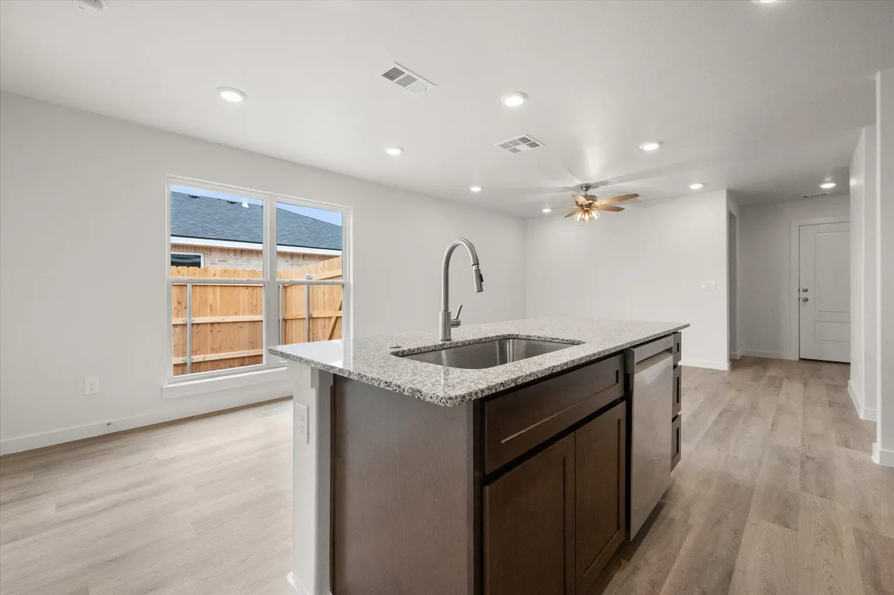 Photo 16 — 510 E 24th Street, Wolfforth, TX 79382