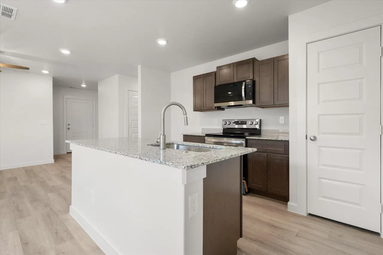 Photo 13 — 510 E 24th Street, Wolfforth, TX 79382