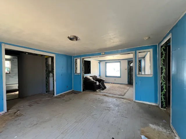Photo 6 — 210 E 36th Street, Lubbock, TX 79404
