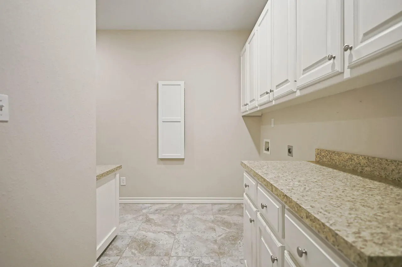 Photo 57 — 6812 1st Street, Lubbock, TX 79416