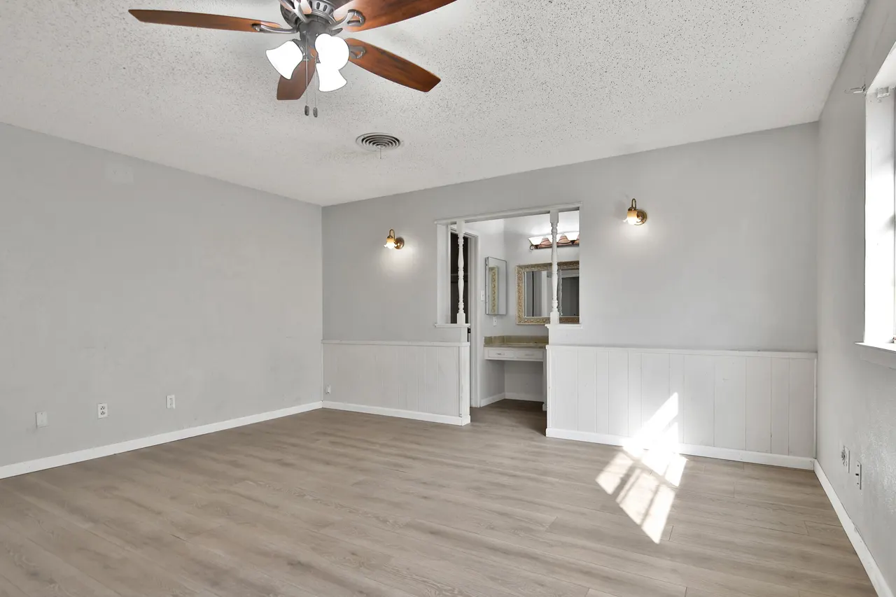 Photo 12 — 6607 Avenue U, Lubbock, TX 79412