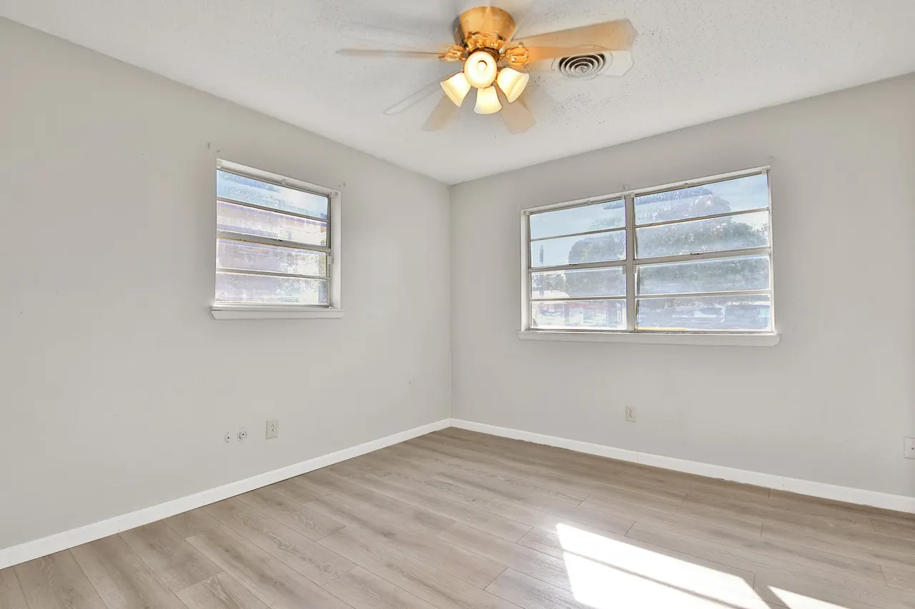 Photo 16 — 6607 Avenue U, Lubbock, TX 79412
