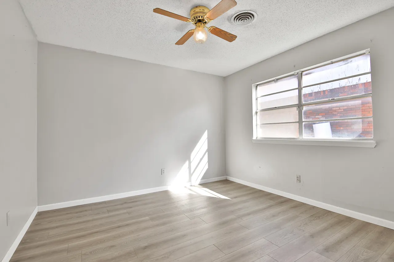 Photo 19 — 6607 Avenue U, Lubbock, TX 79412