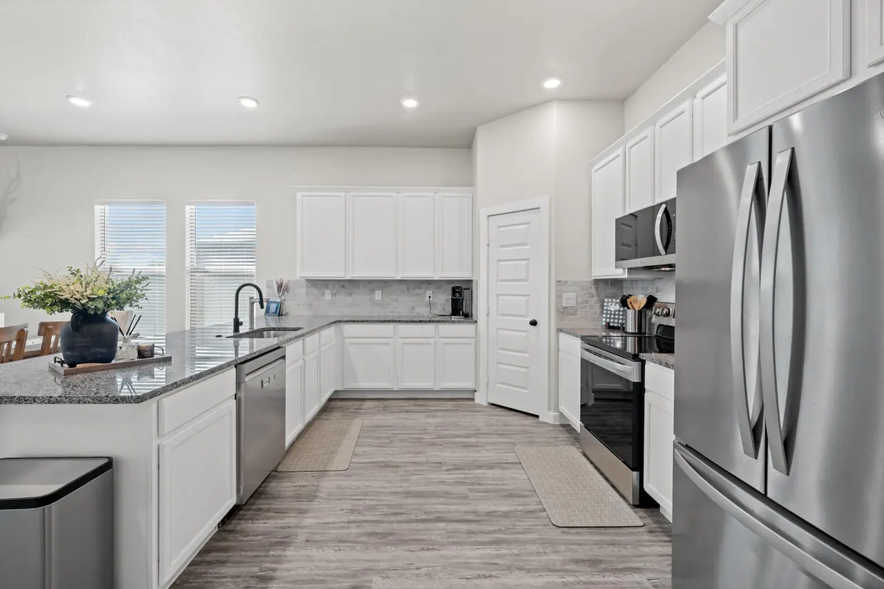 Photo 5 — 301 E 31st Street, Wolfforth, TX 79382