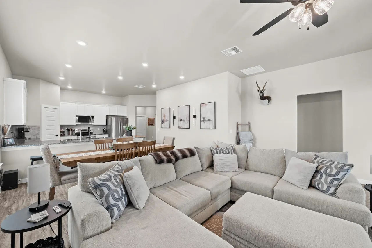Photo 10 — 301 E 31st Street, Wolfforth, TX 79382
