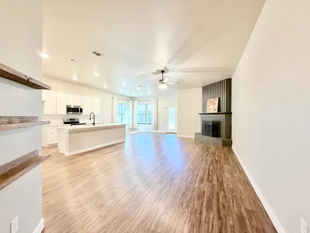 Photo 6 — 2714 Virginia  Avenue, Lubbock, TX 79407