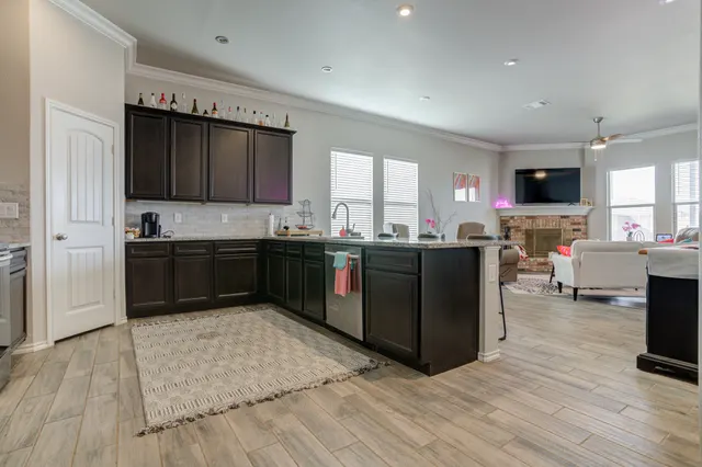 Photo 4 — 6818 40th Street, Lubbock, TX 79407