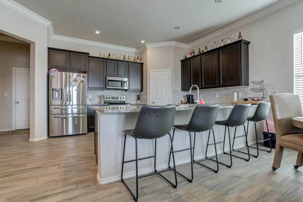 Photo 11 — 6818 40th Street, Lubbock, TX 79407