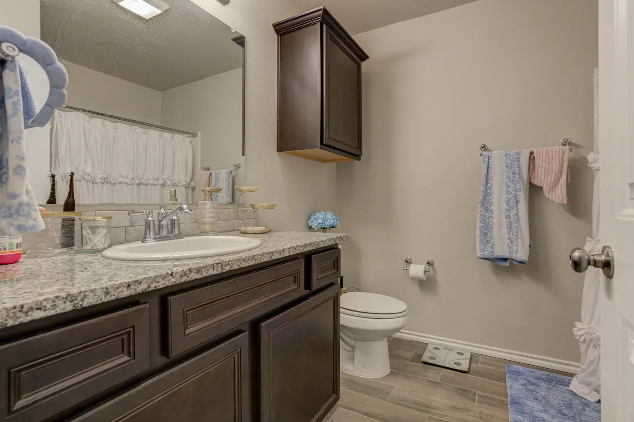 Photo 36 — 6818 40th Street, Lubbock, TX 79407