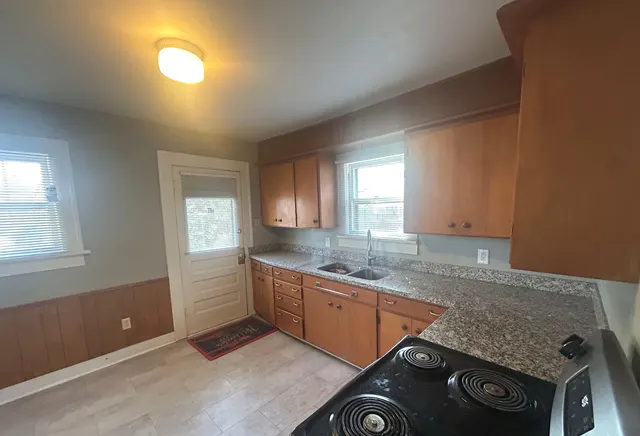 Photo 6 — 2207 18th Street A&B, Lubbock, TX 79401