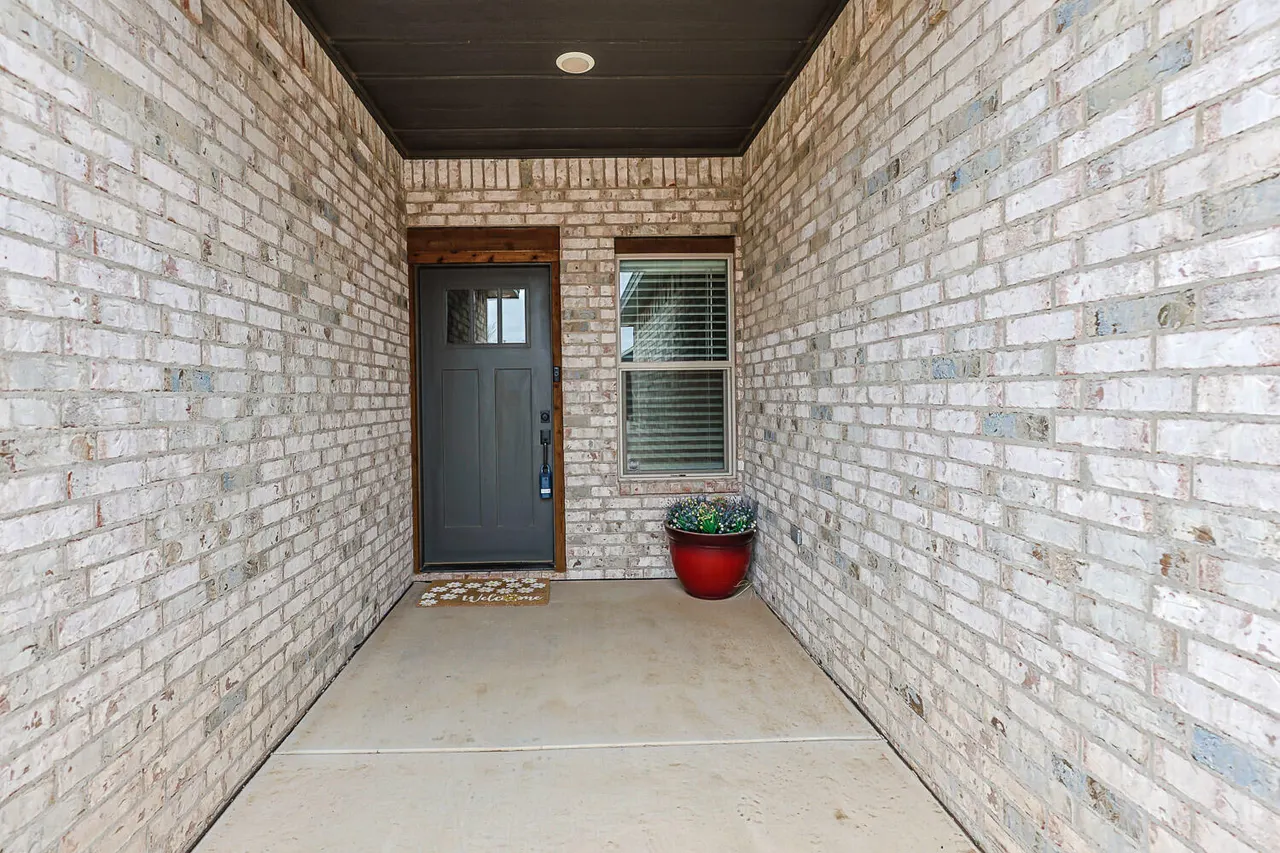 Photo 8 — 5914 Grinnell Street, Lubbock, TX 79416