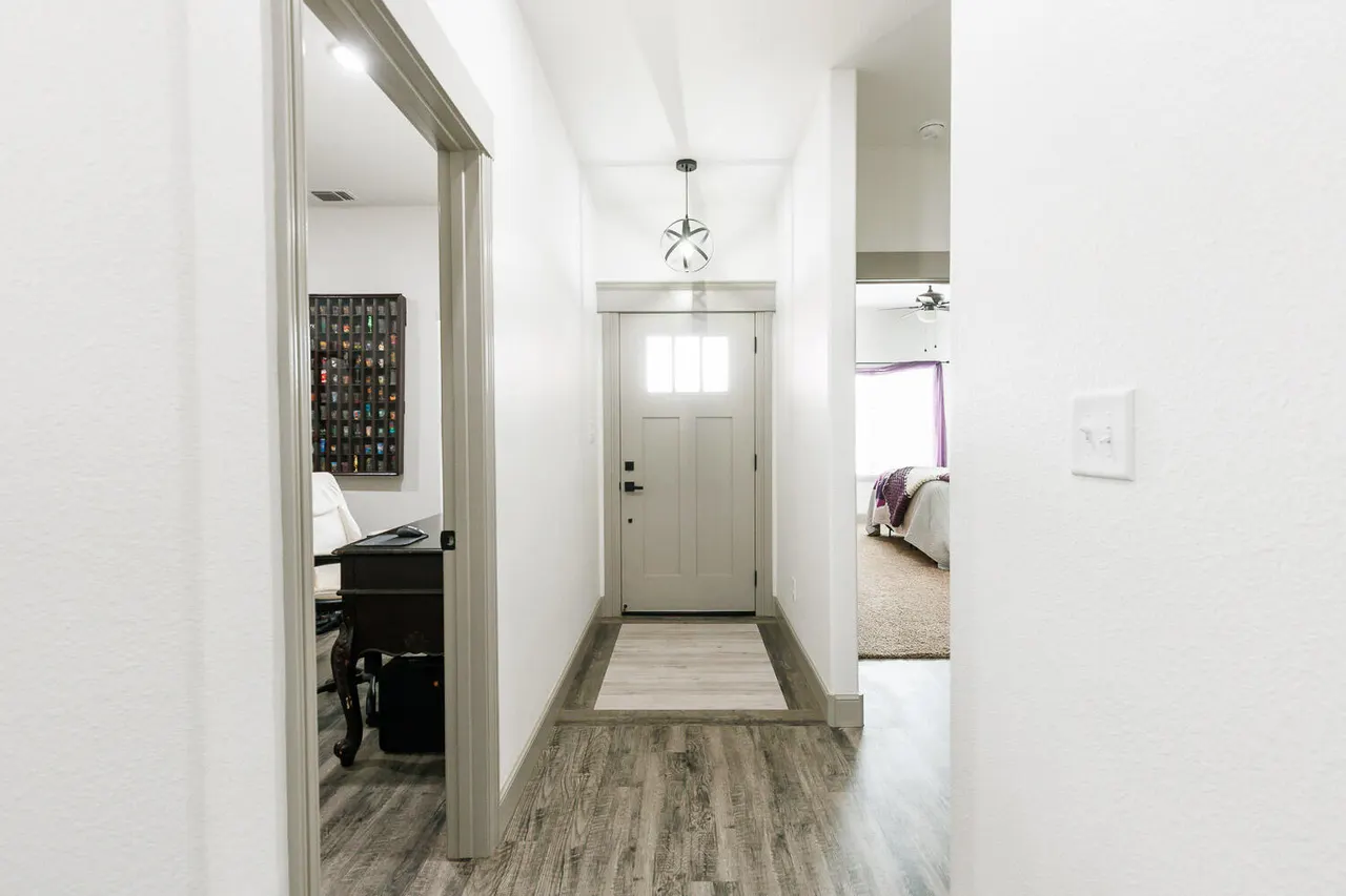 Photo 9 — 5914 Grinnell Street, Lubbock, TX 79416