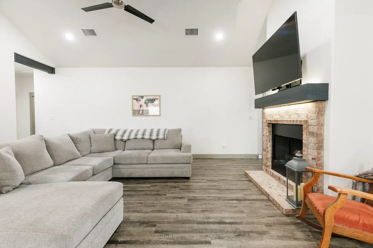 Photo 13 — 5914 Grinnell Street, Lubbock, TX 79416