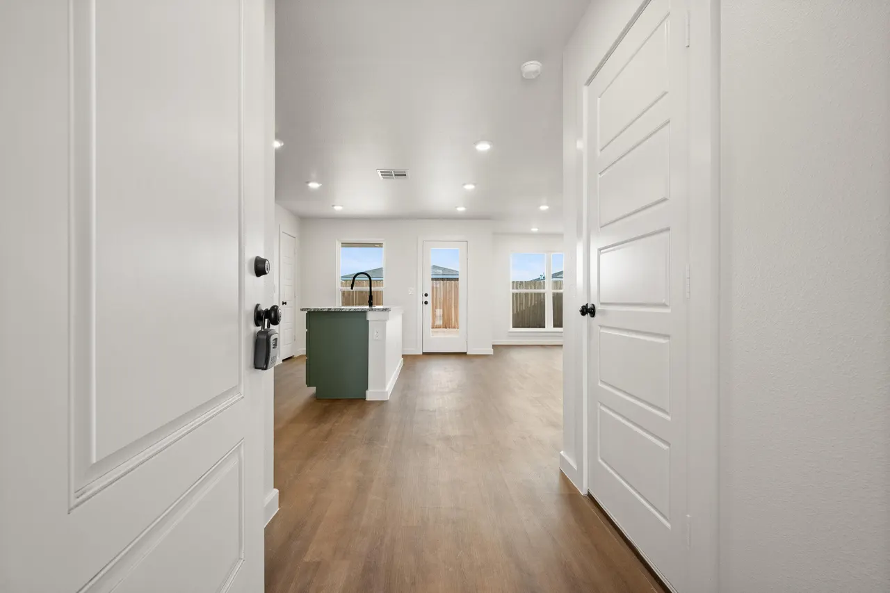 Photo 2 — 8321 24th Street, Lubbock, TX 79407