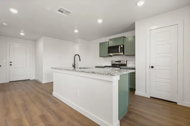 Photo 8 — 8321 24th Street, Lubbock, TX 79407