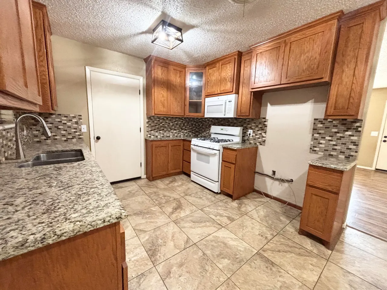 Photo 5 — 1205 Avenue K, Abernathy, TX 79311