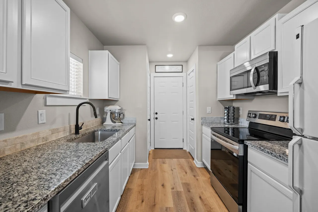 Photo 7 — 7410 37th Street, Lubbock, TX 79407