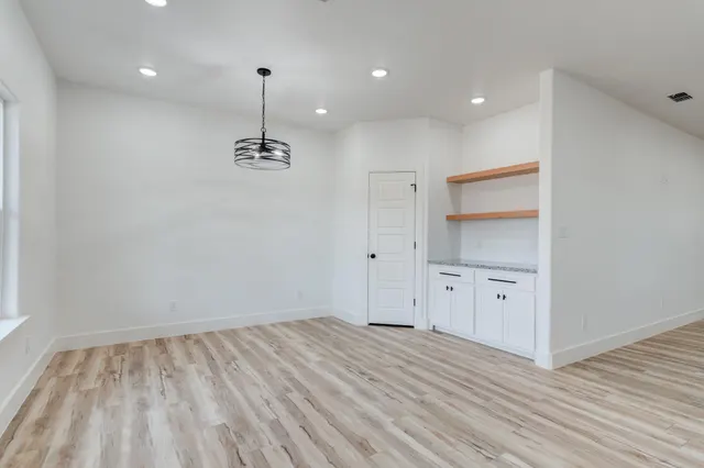 Photo 3 — 407 Ave M, Abernathy, TX 79311