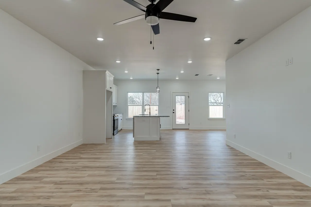 Photo 9 — 407 Ave M, Abernathy, TX 79311