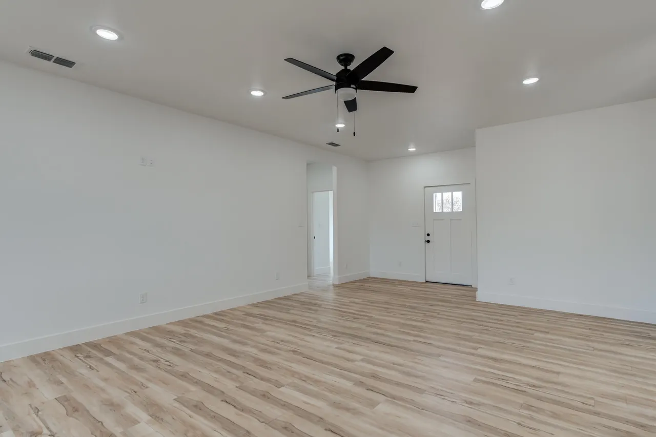 Photo 13 — 407 Ave M, Abernathy, TX 79311