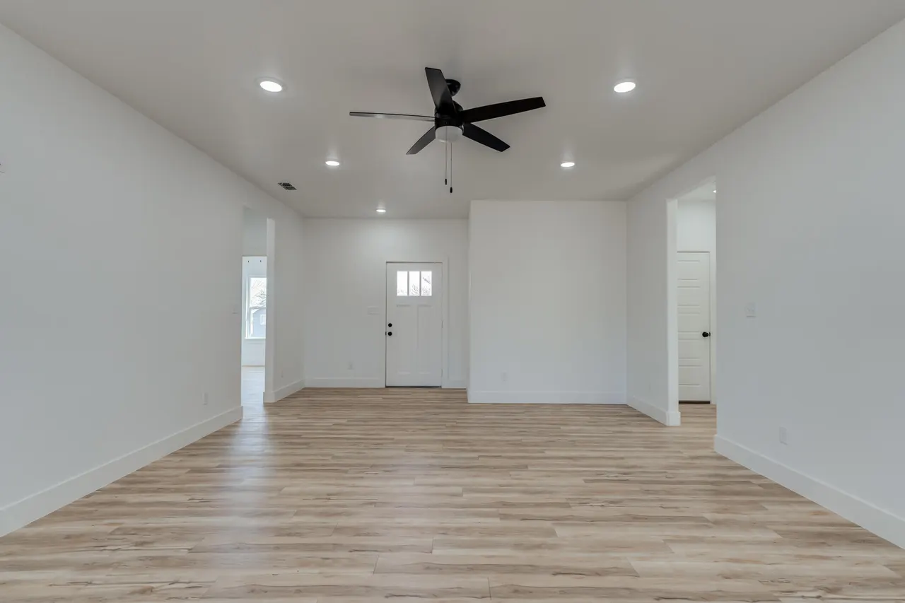 Photo 14 — 407 Ave M, Abernathy, TX 79311